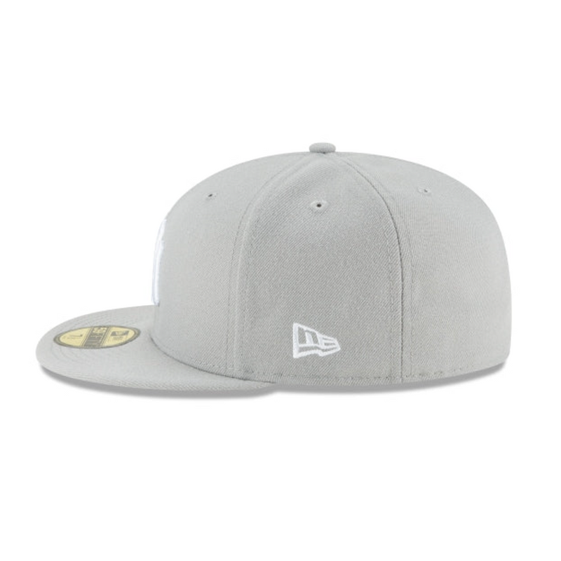 New Era Mens MLB New York Yankees Basic 59Fifty Fitted Hat