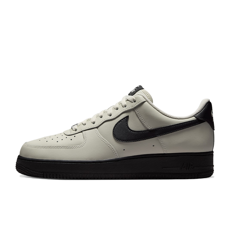 Nike Air Force 1 '07