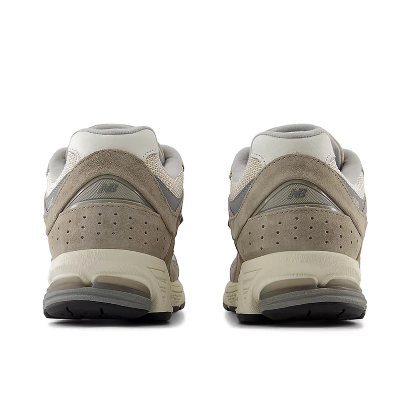 New Balance 2002R