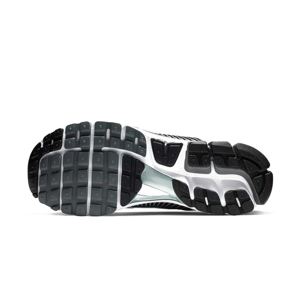 Nike Zoom Vomero 5 SE SP